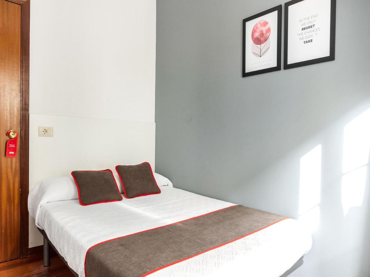 Oyo Hospedaje La Tita Santiago de Compostela Exteriör bild