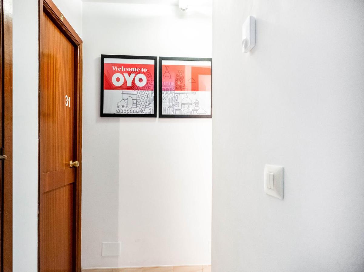 Oyo Hospedaje La Tita Santiago de Compostela Exteriör bild