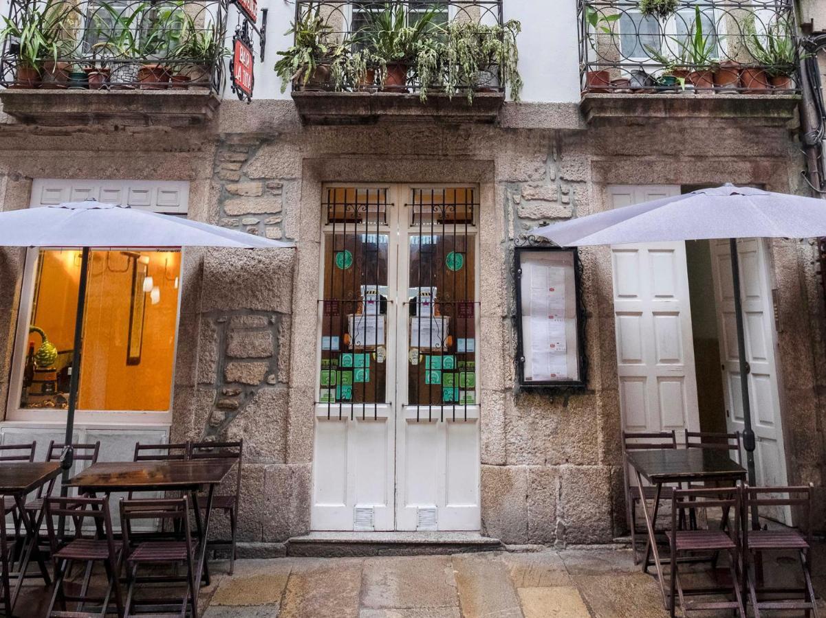 Oyo Hospedaje La Tita Santiago de Compostela Exteriör bild